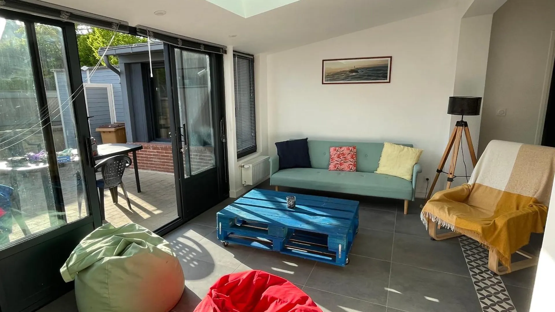 House With Terrace Near The Beach 迪纳尔